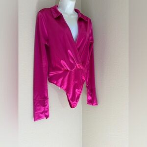 J.OUR Pink Long Sleeve Top Bodysuit Size Large Satiny Style
